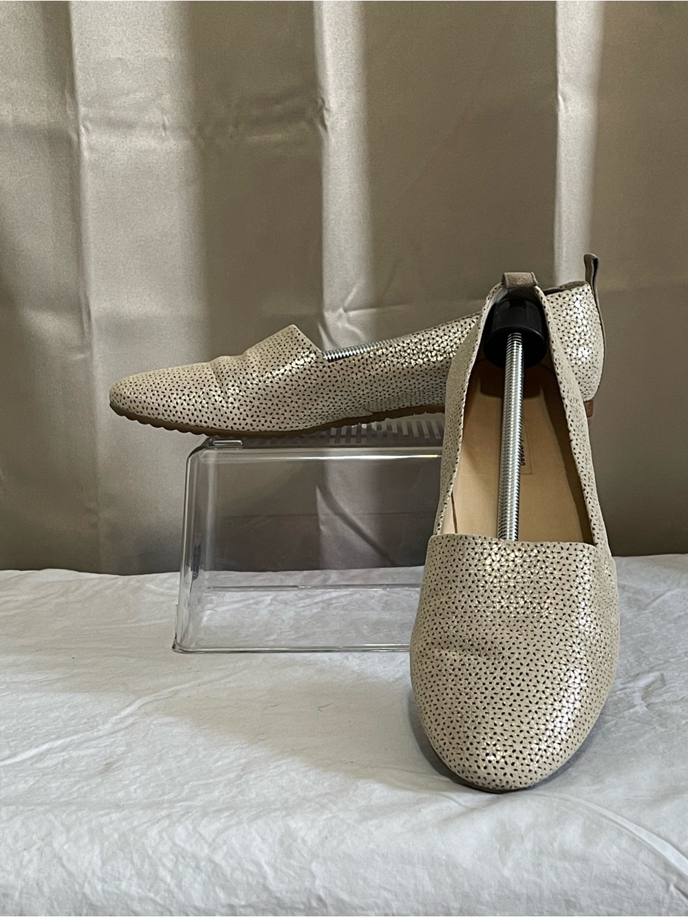 Paul Green “Perry” Nubuck Almond Toe Flats  in Light Gold.  US size 9 EUC